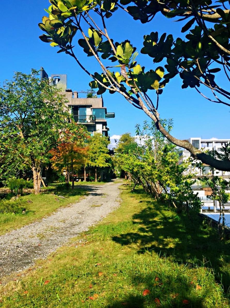 建築師 湧泉 泡湯 會館 Apartment Dongshan  Exterior photo